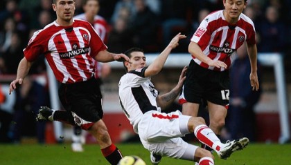 斗球体育直播官网-蒙哥马利和孙继海，在谢菲尔德联队