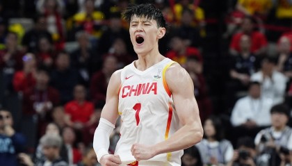 斗球体育直播在线观看-好消息！篮网队记：曾凡博成篮网双向合同头号人选